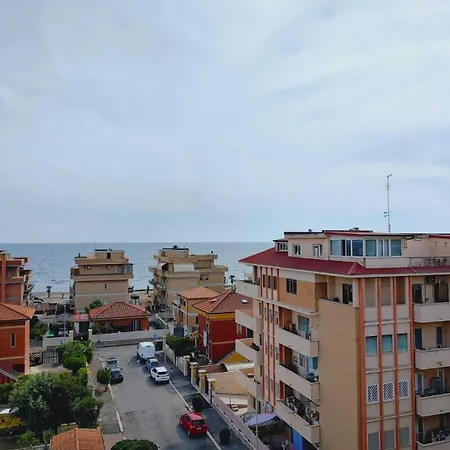 Pm 10 Via Delle Santabarbara - Lägenhet Lido di Ostia