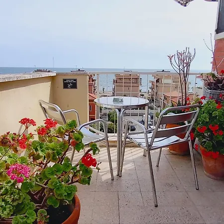 Pm 10 Via Delle Santabarbara - Lägenhet Lido di Ostia